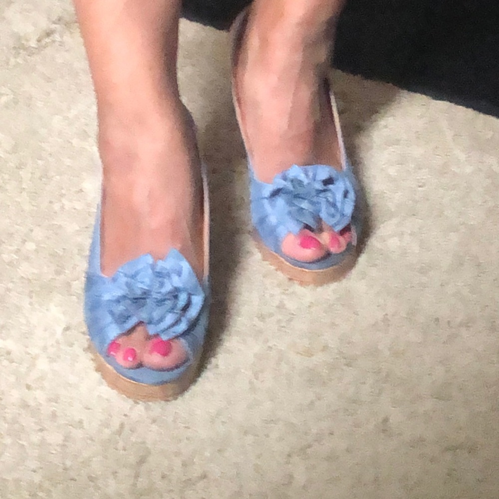 ✅ Cute blue silk peep toe shoes